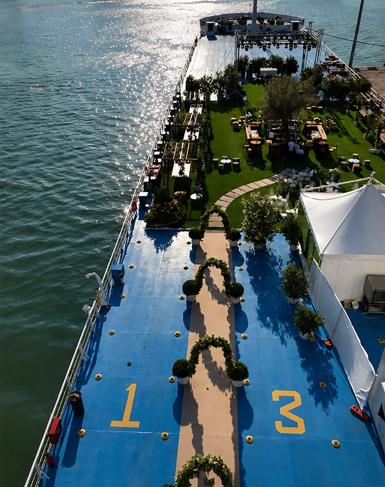 Allestimento — Project Highlight nave